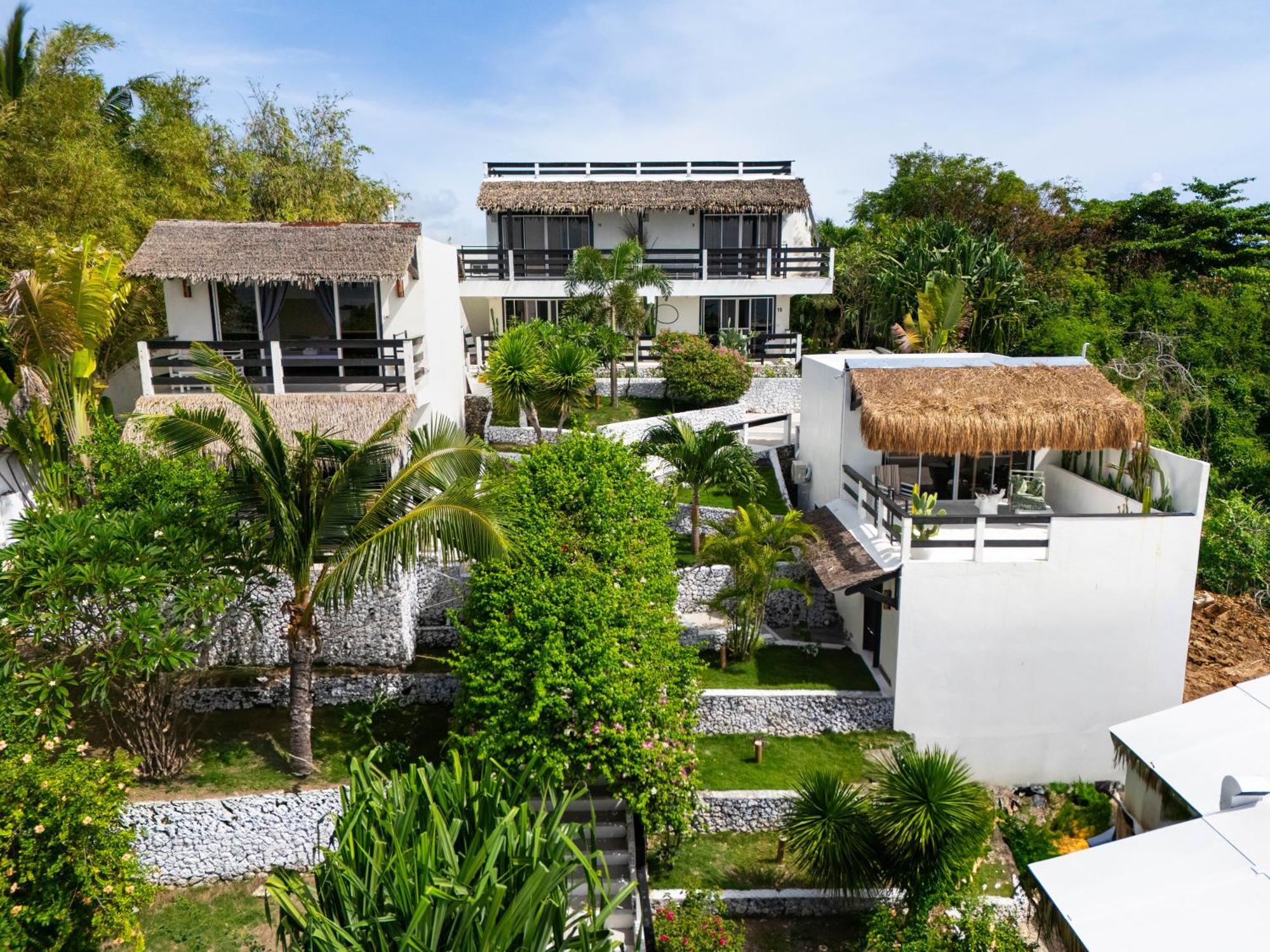 Blanco Beach Resort Malapascua Exterior photo
