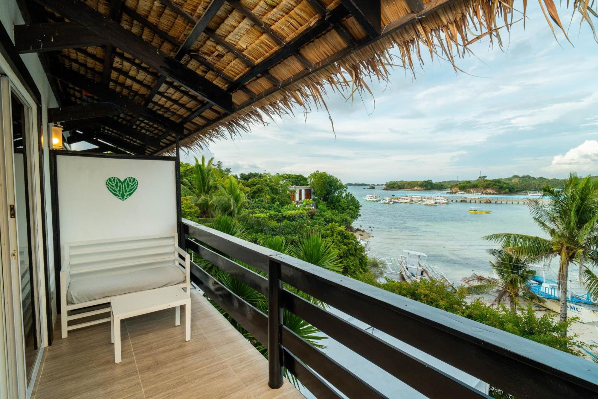 Blanco Beach Resort Malapascua Exterior photo
